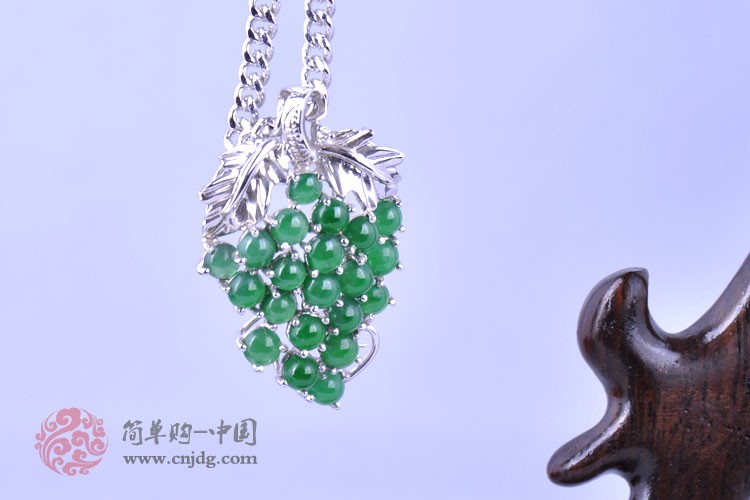 老坑种金镶玉葡萄缅甸翡翠挂件