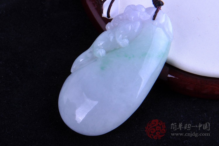 吉祥如意紫罗兰带绿福寿瓜缅甸翡翠挂件