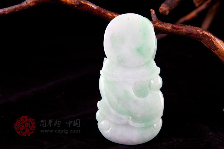美妙绝伦缅甸天然A货白底绿翡翠观音挂件