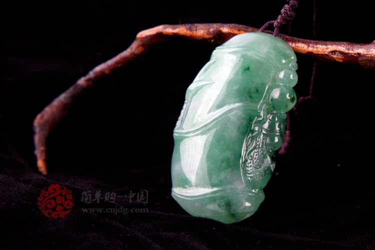 步步为赢缅甸老坑天然翡翠A货节节高挂件