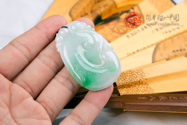 福财接到白底绿如意缅甸翡翠挂件