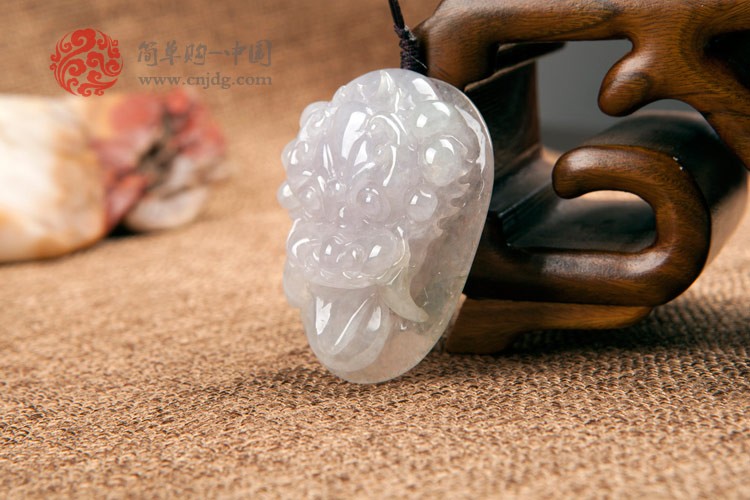 紫罗兰鬼头缅甸翡翠挂件