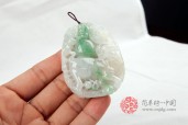 挡煞化煞白底绿招财貔貅缅甸翡翠挂件