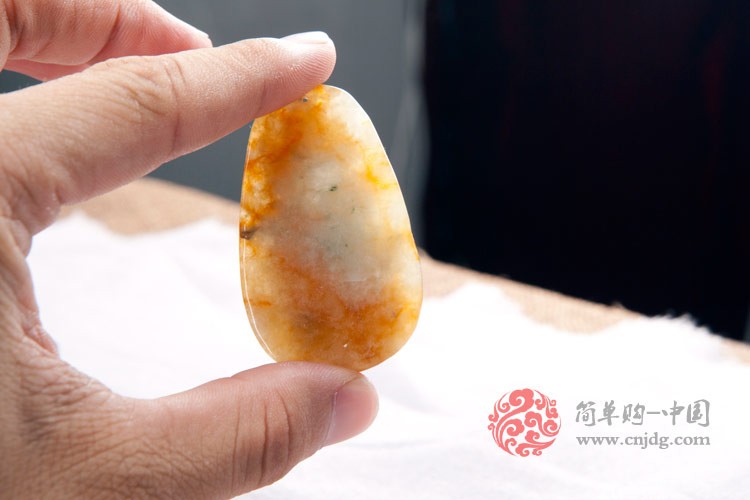 万寿无疆黄翡玉猴献寿缅甸翡翠挂件