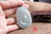 蓝水福在眼前缅甸翡翠挂件