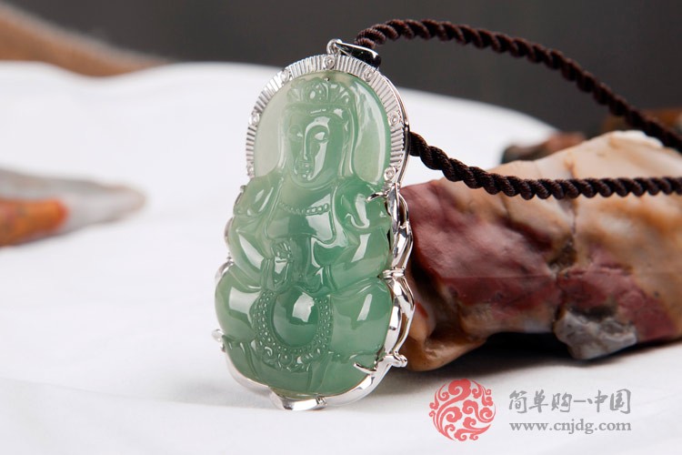 冰油种金镶钻玉观音缅甸翡翠挂件