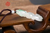 和气生财白底绿貔貅缅甸翡翠挂件