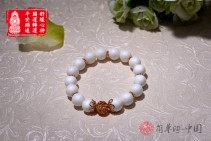 平安顺遂天然白砗磲舒缓心神佛珠手串